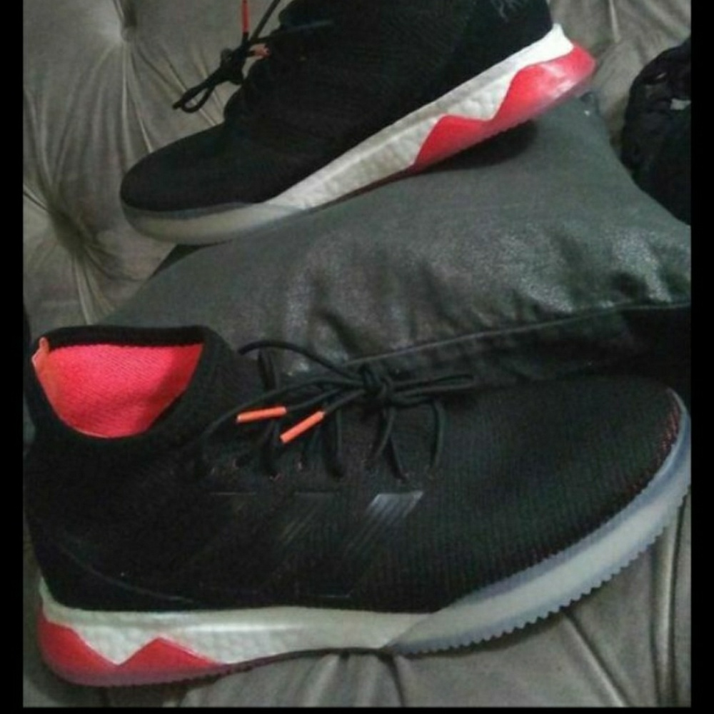 Adidas Boost predator